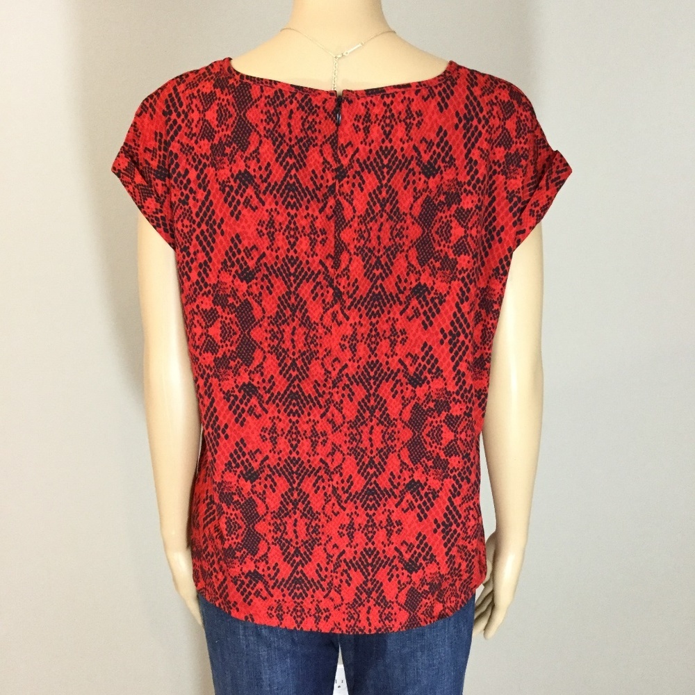 Madison Petite Red Python Print Boxy Top - Picture 2 of 6
